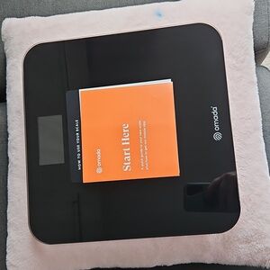 Omada Digital Scale — Smart Wireless Weight Tracking Scale
